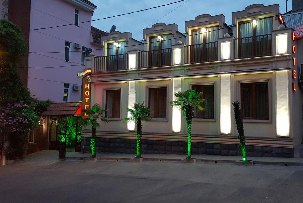 טביליסי Danisimo Hotel מראה חיצוני תמונה