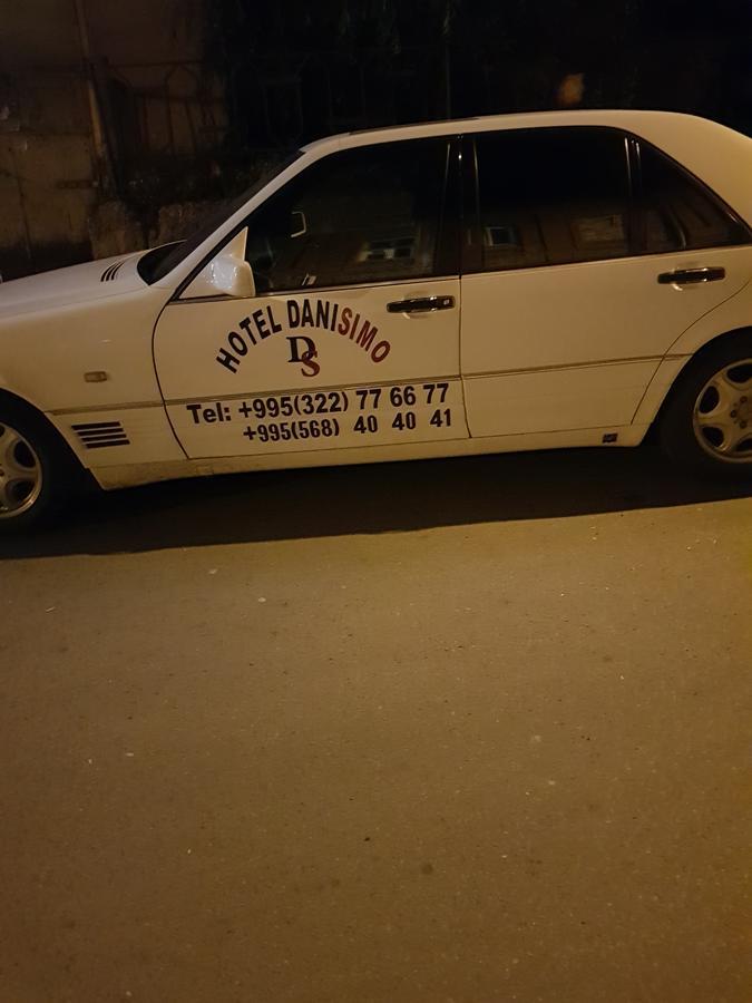 טביליסי Danisimo Hotel מראה חיצוני תמונה