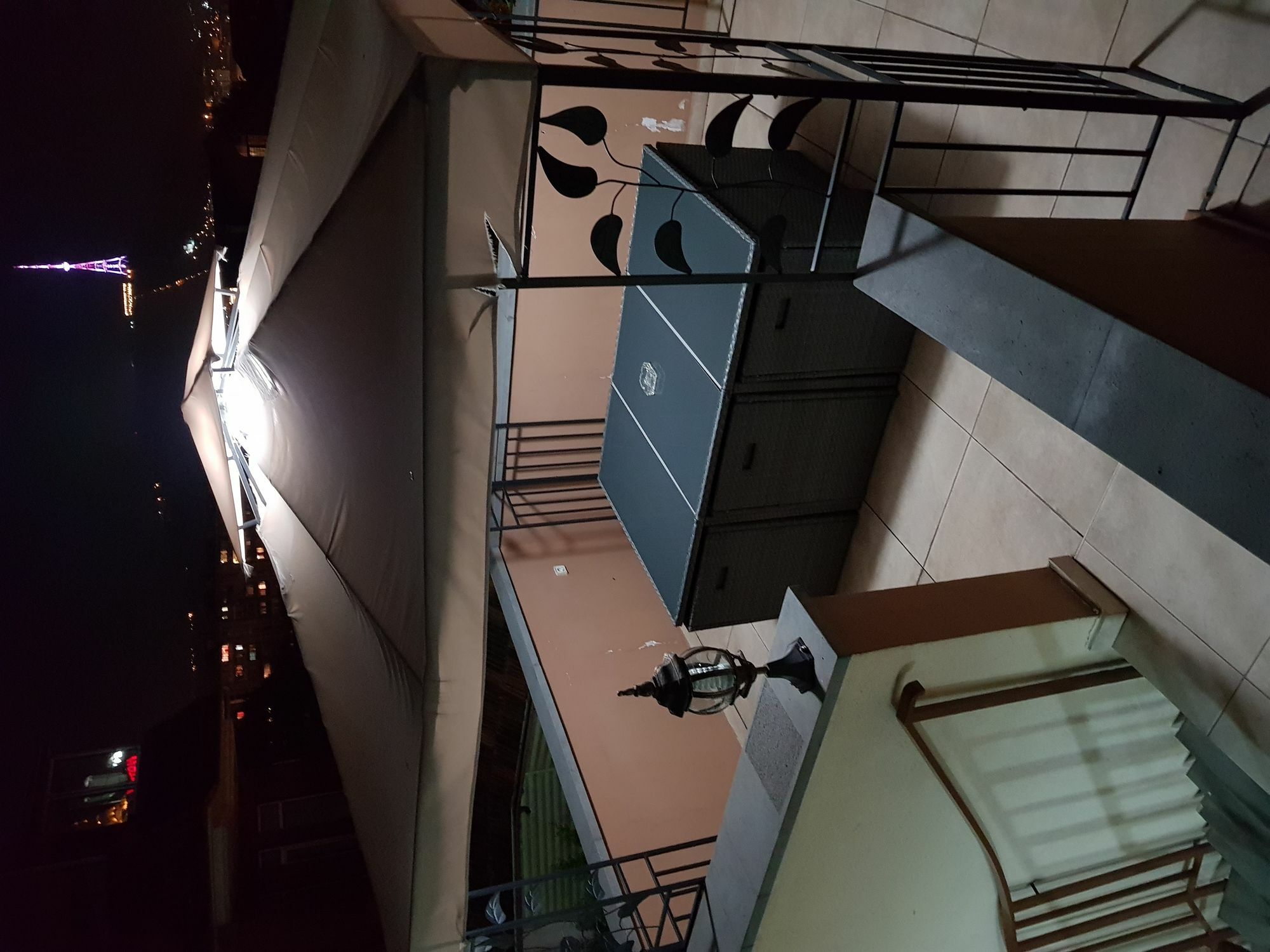 טביליסי Danisimo Hotel מראה חיצוני תמונה